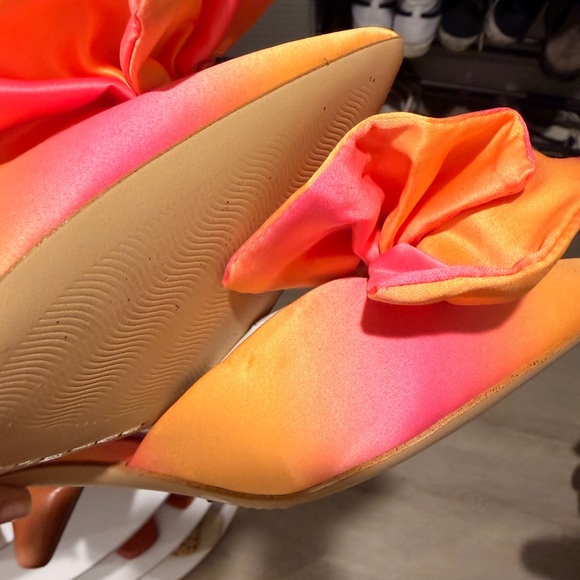 Gianni Bini Pink & Orange Bow Heels – Satin Mule Sandals | New - Picture 5 of 6